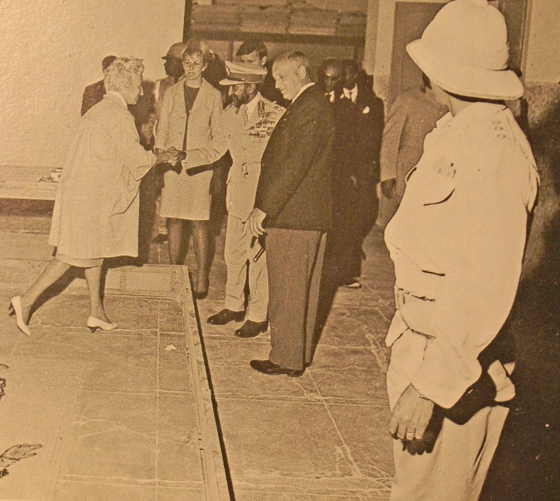 Haile Selassie congratulates Nenne